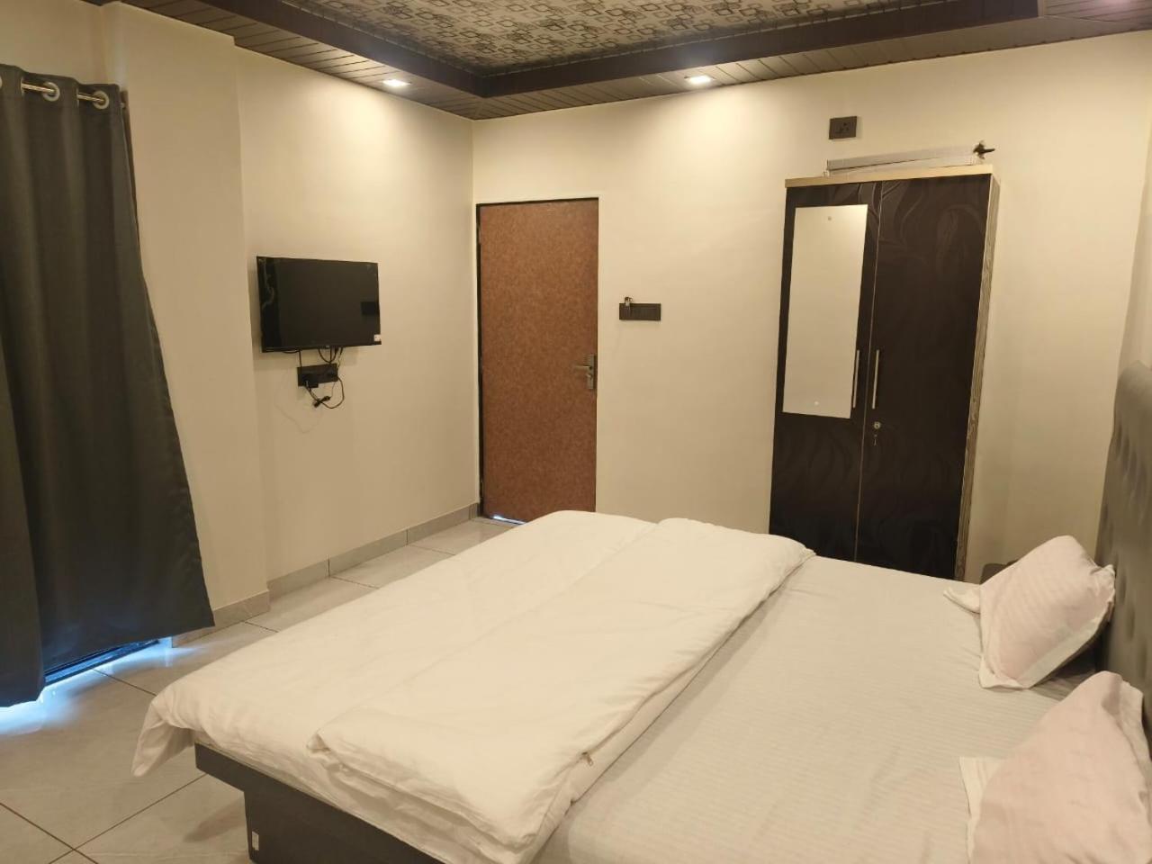 The Grange Lake View Panchgani Exteriör bild